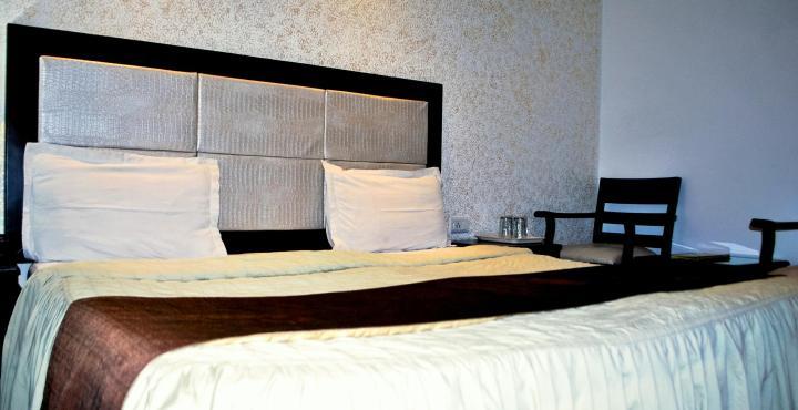 Hotel Ashiana Regency Shimla Zewnętrze zdjęcie